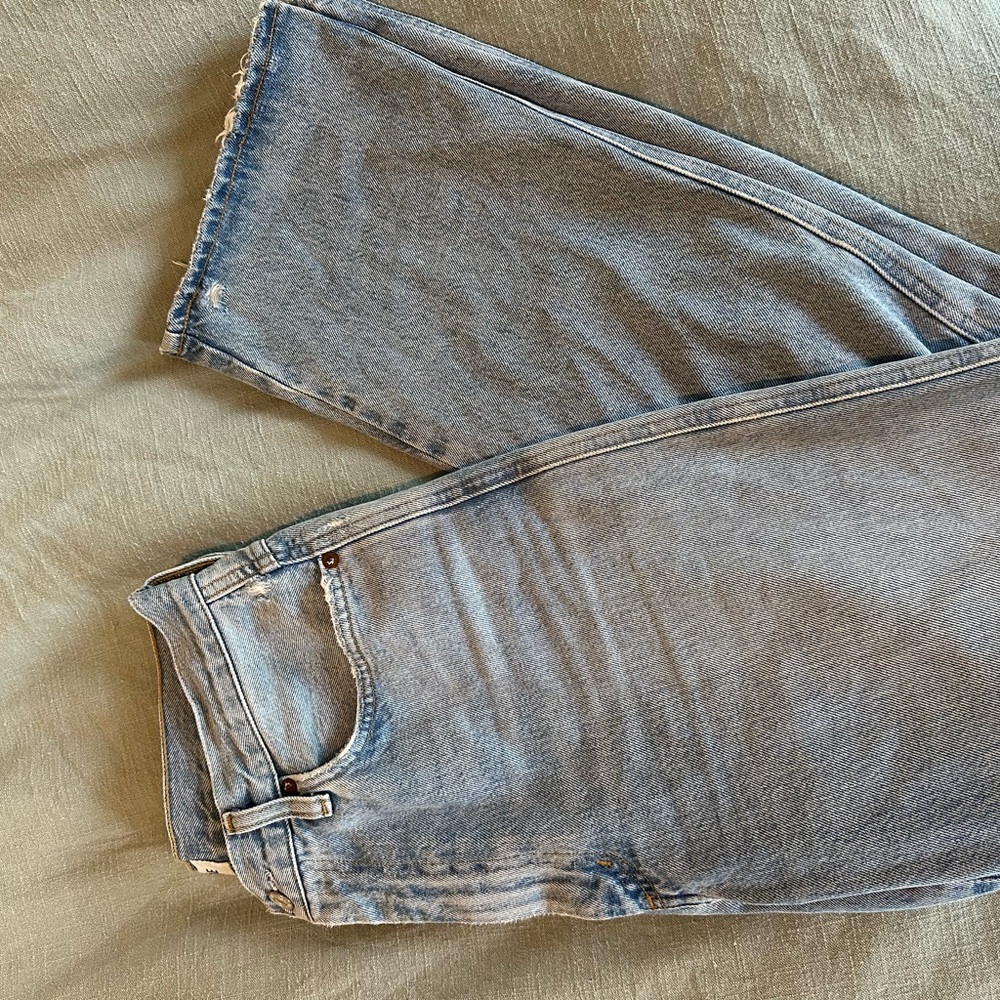 Agolde Riptide High Rise Jeans in Light Blue - Picture 6 of 8